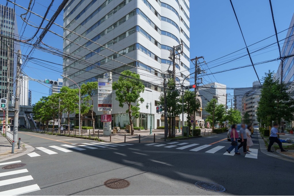 横浜東口ウィスポートビル